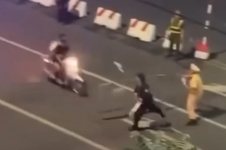 Police stop traffic-violating vehicles at “all costs” – brave action or unnecessary risk?