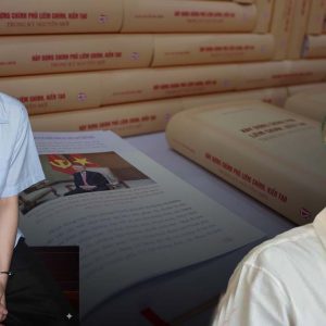 Vì sao Cựu Chánh án Nguyễn Hòa Bình không nên ra mắt sách liêm chính?