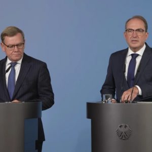 Đức đóng cửa Tổng Lãnh sự quán Nga và chấm dứt hợp đồng với “Ngôi nhà Nga” tại Berlin